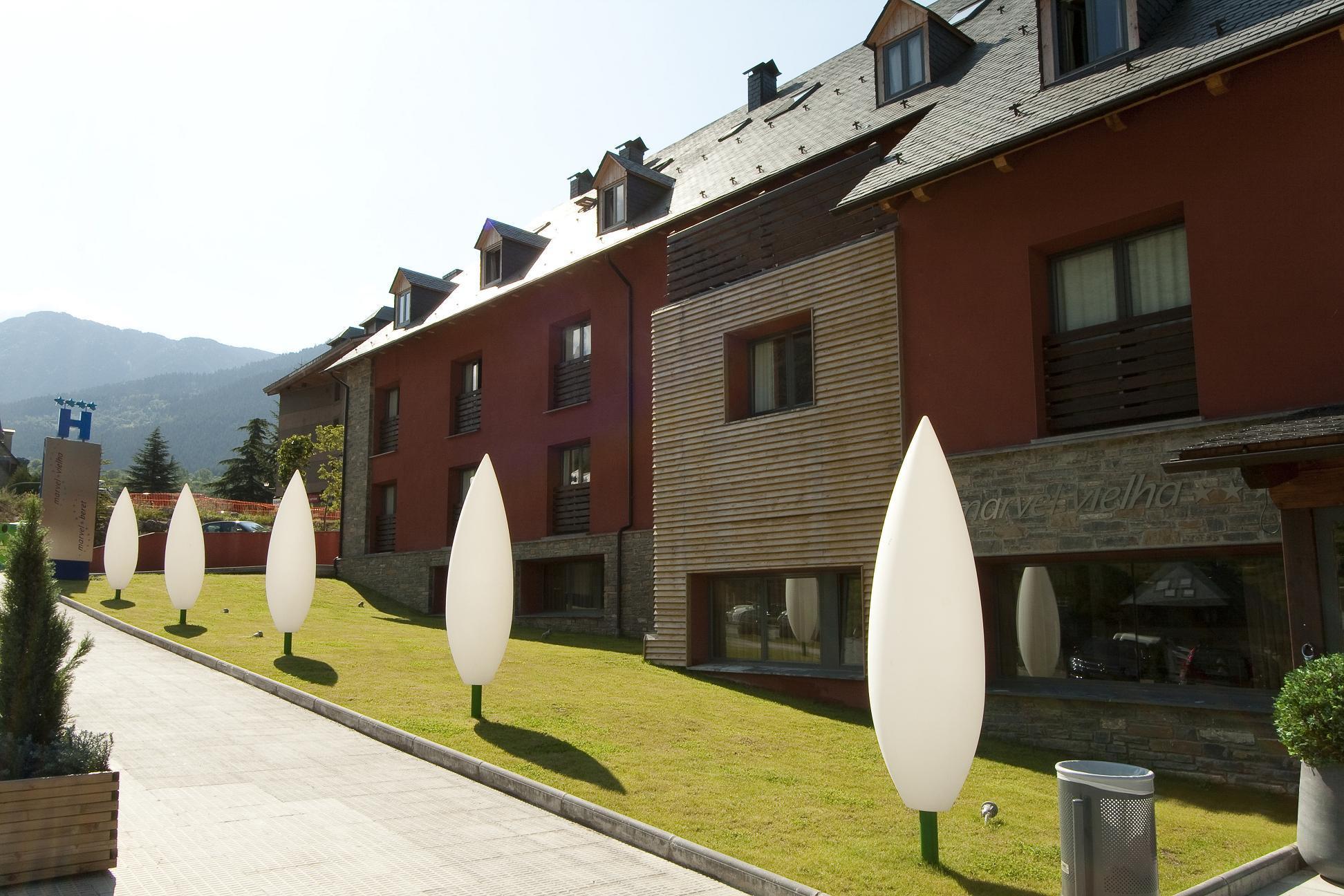 Nubahotel Vielha e Mijaran Exterior foto